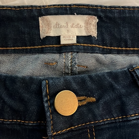 Altar’d State dark wash skinny jeans. 11. - Picture 4 of 5